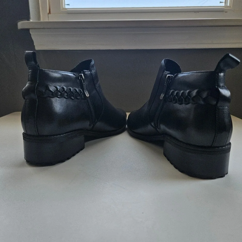 Easy Spirit Ankle Boots Womens 10M Black Leather Zip Up Office Heel Minimalist